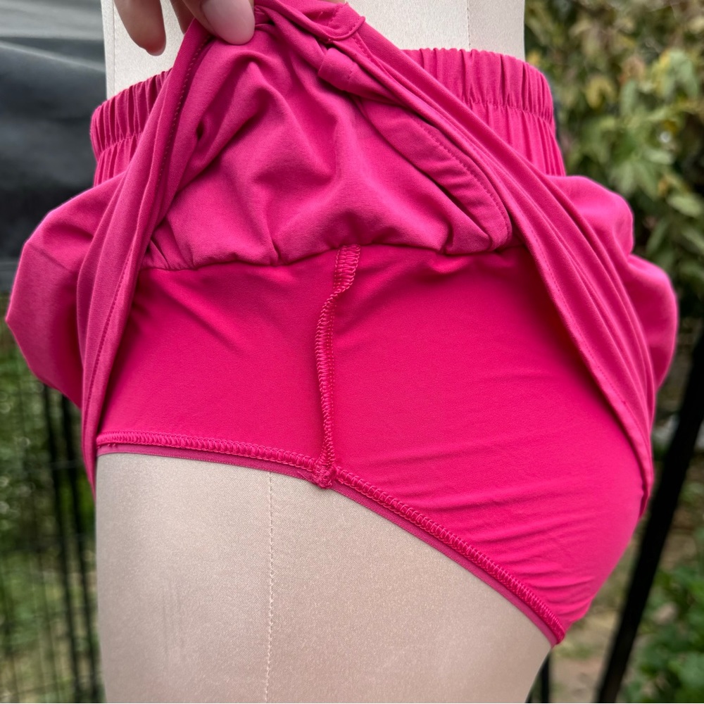 Victoria’s Secret Sport Shorts Size M - Picture 6 of 8